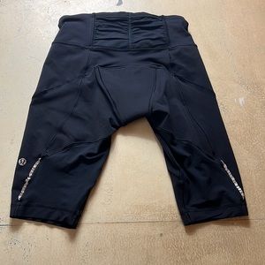 Lululemon bicycle shorts, black, ruffle hem detail, size 4
